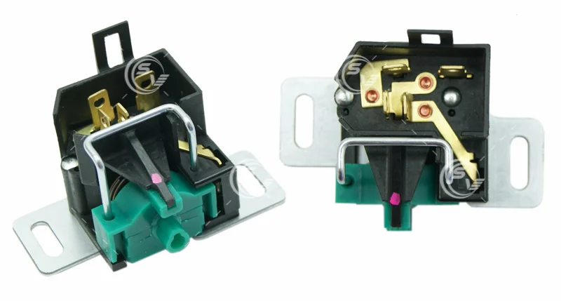 SWITCH DE COLUMNA CUB VOLANTE CHRYSLER DODGE 4 TER DS256 / 42A008