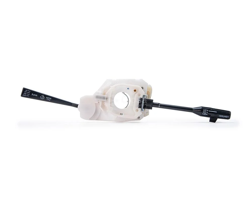 PALANCA DE DIRECCIONALES LIMPIADORES Y LUCES NISSAN DATSUN TSURU I 18 TER 2 CONECTORES P09286 / 25560-A05G0