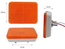 PLAFON AMBAR CUADRADO C/REFLEJANTE 2 FOCOS 12V 498 LOMBRA