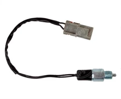 INTERRUPTOR DE REVERSA CORTO NISSAN TSURU II III 2 TER 2466800 DYNAMIC