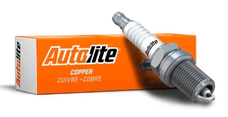 BUJIA C/NUCLEO COBRE CHEVROLET C1500 GOLF MERCEDES AUTOLITE 66