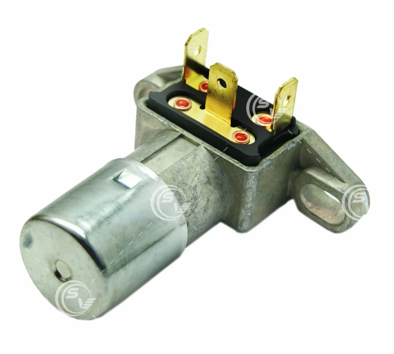 CAMBIO LUZ PIE FORD C42A002 / DS70 CUB