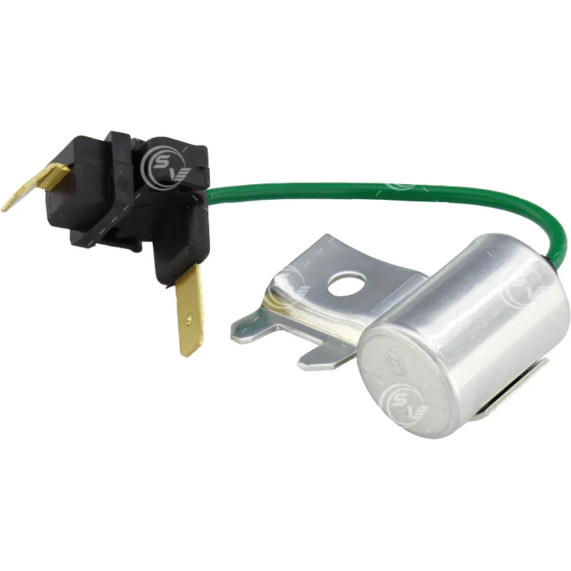 CONDENSADOR NISSAN PICK UP 84 CD00013  / 9231081576 BOSCH