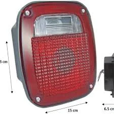 CALAVERA ROJA UNIVERSAL DE PLASTICO CHEVROLET DODGE FORD JEEP CON FOCO 515 LOMBRA