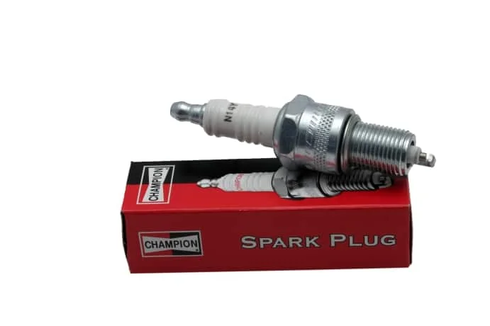 BUJIA C/NUCLEO DE COBRE PUNTA DE NIQUEL ESTANDAR VW SEDAN L92Y CHAMPION